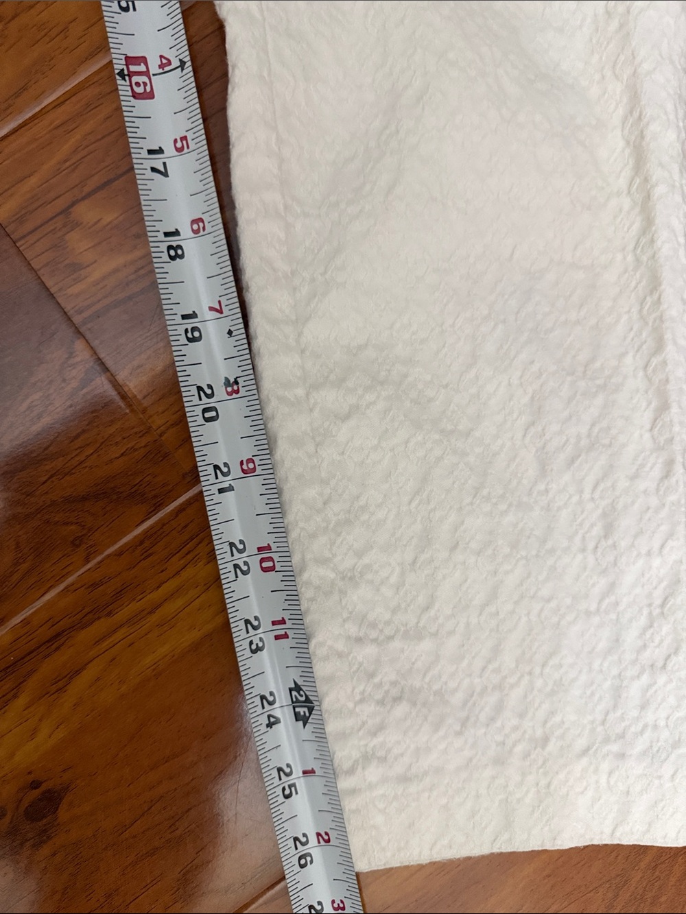 Cynthia Rowley Cream Textured Ankle Pants - Picture 12 of 12